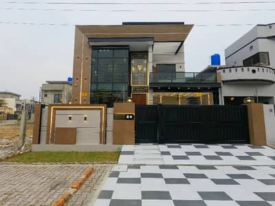 Brand New 10 Marla House For sale In Central Park - Block G Lahore