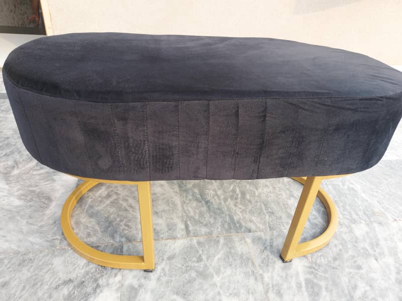 Small bedroom couch 0