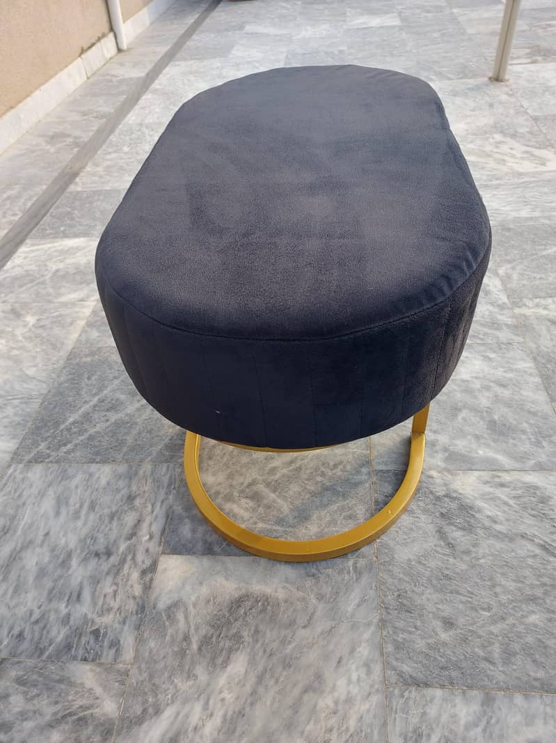 Small bedroom couch 3