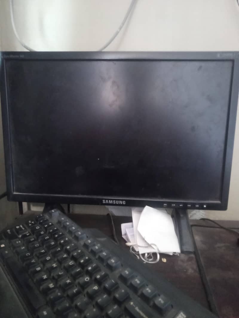 Syncmaster 19 inch lcd 1