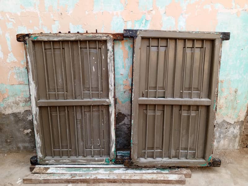 2.5×پائیدار کھڑکیاں برائے فروخت سائز 4 2