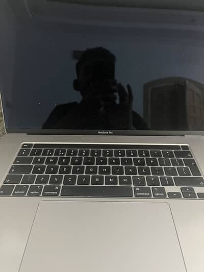 MacBook Pro 2019 – 16″ | 16GB RAM | 512GB SSD