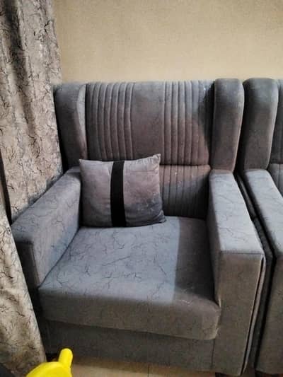2 seater sofa for sell