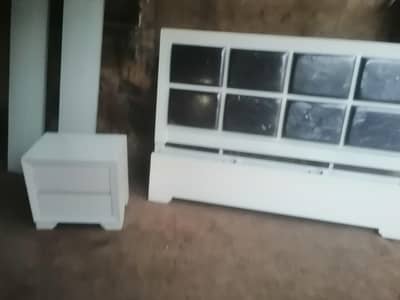 available bed 2 side table 03429120729