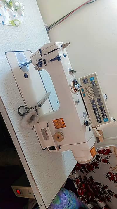 automatic seing machine