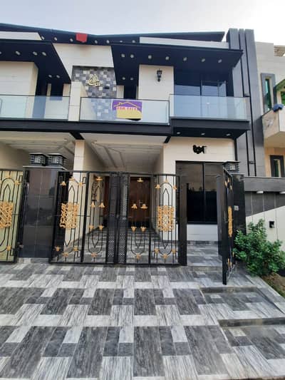 5 Marla Brand New Luxury House for Sale | Ideal Location