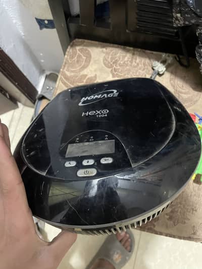 Homage Ups in good condition