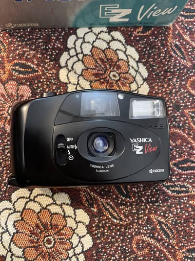 Yashica EZ View 35mm Film Camera – Working Condition