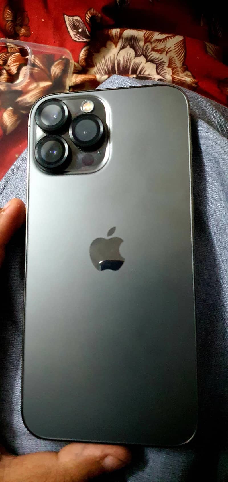 iPhone 13 Pro Max 0