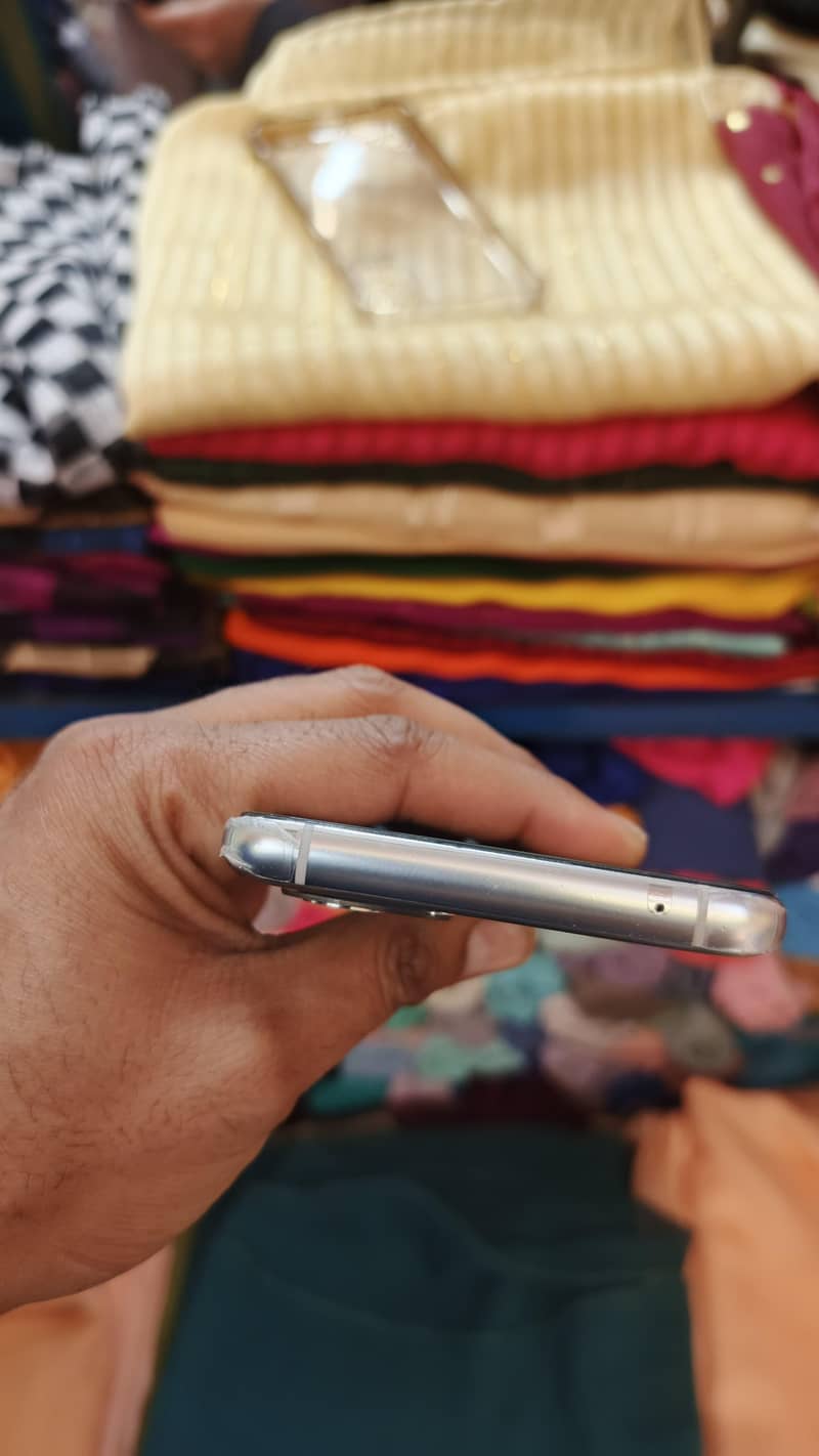 oneplus 9pro 10/10 condition 4