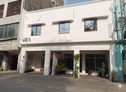 10 Marla Commercial Building For Sale In Gulberg III - near to Hafeez Center - Prime Locationv