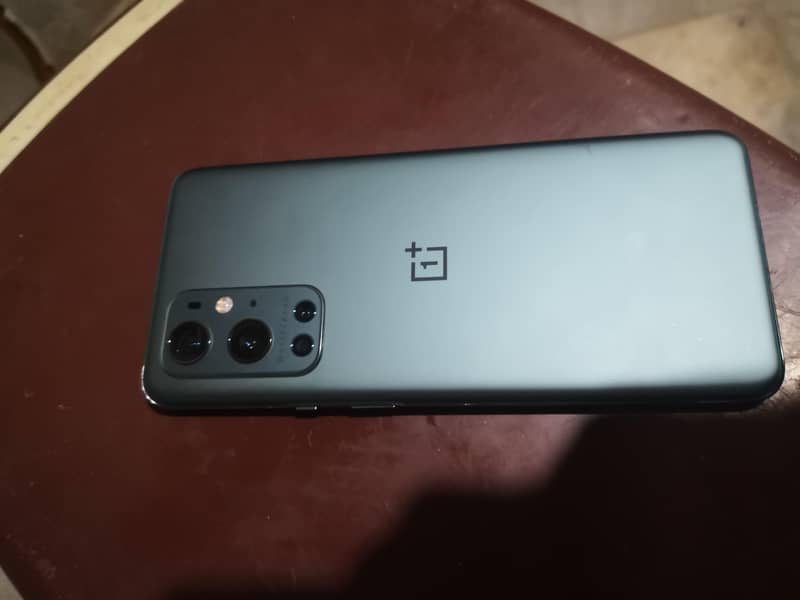 oneplus 9 pro. 1