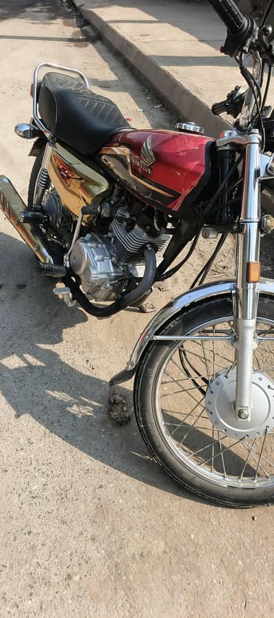 honda CG 125 Gold editing