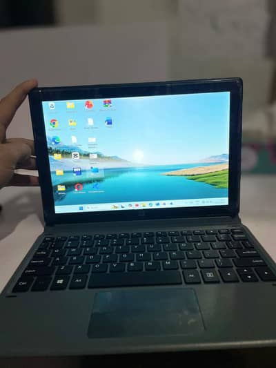 American Mantegrated  laptop Microsoft