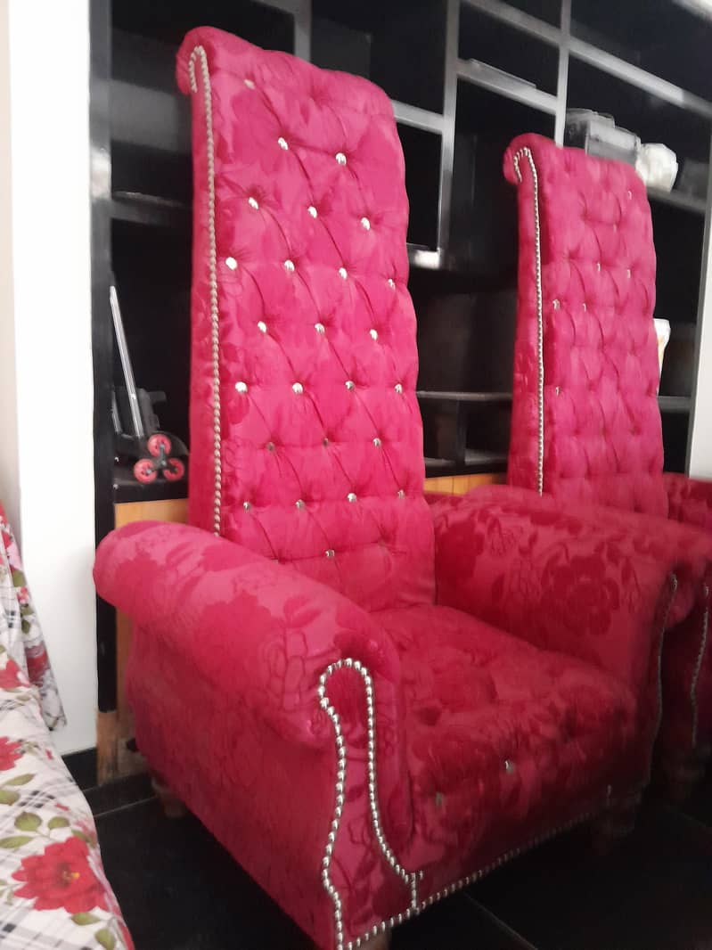 2 long sofas 10/10 condition 1