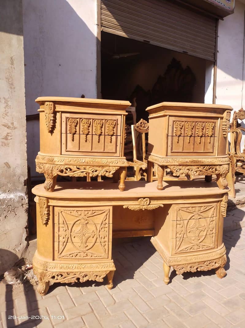 چنیوٹی فرنیچر 1