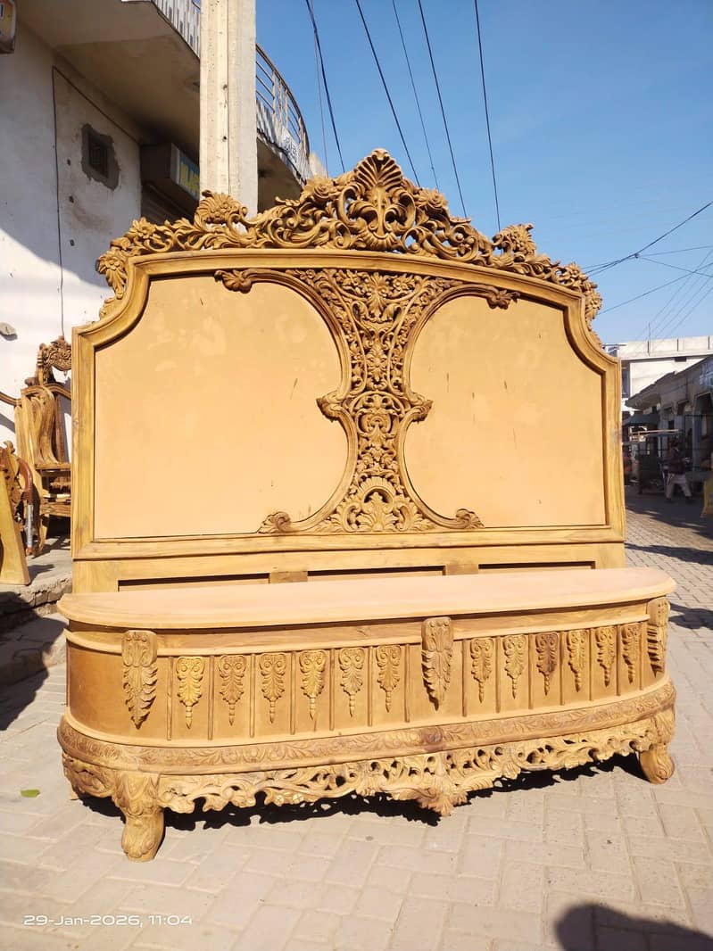 چنیوٹی فرنیچر 8