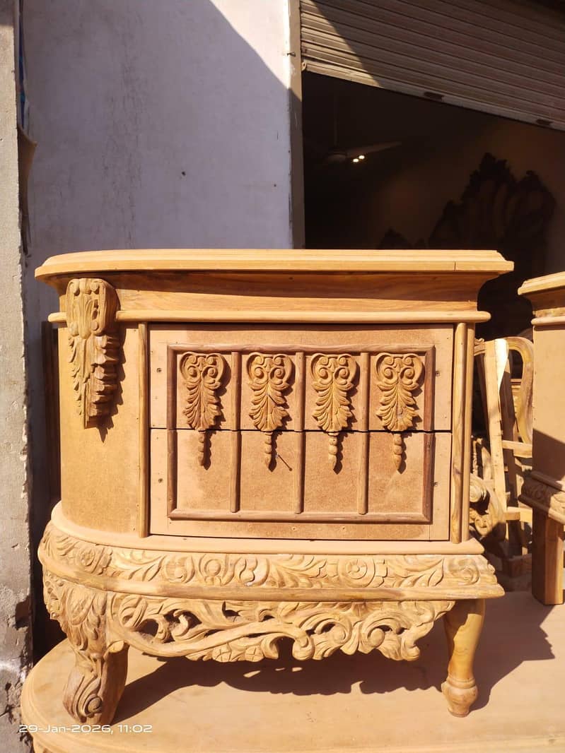 چنیوٹی فرنیچر 9