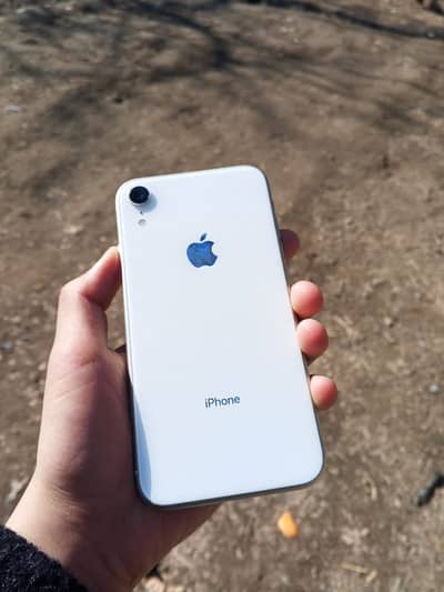 Apple iPhone XR