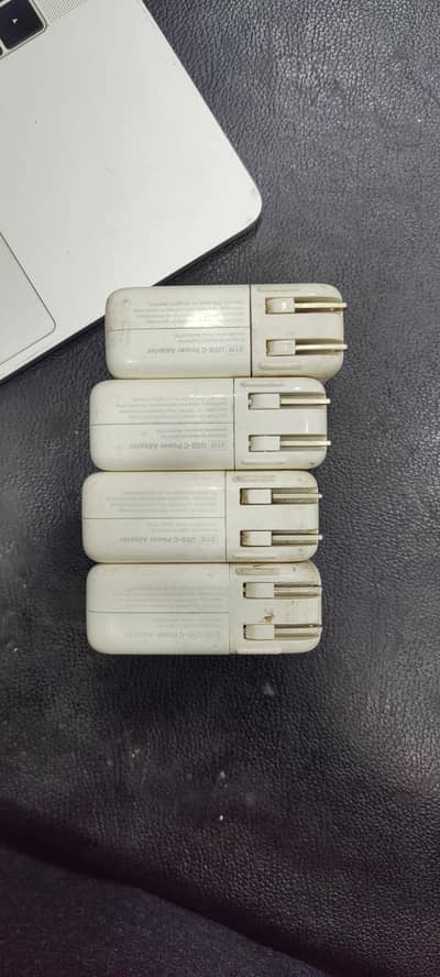 Apple Magsafe type C charger genuine