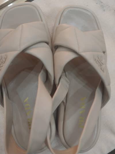 Prada shoes used 38