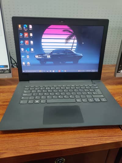 Lenovo Core i5 7th Gen 8/256 SSD Slim in good condition.