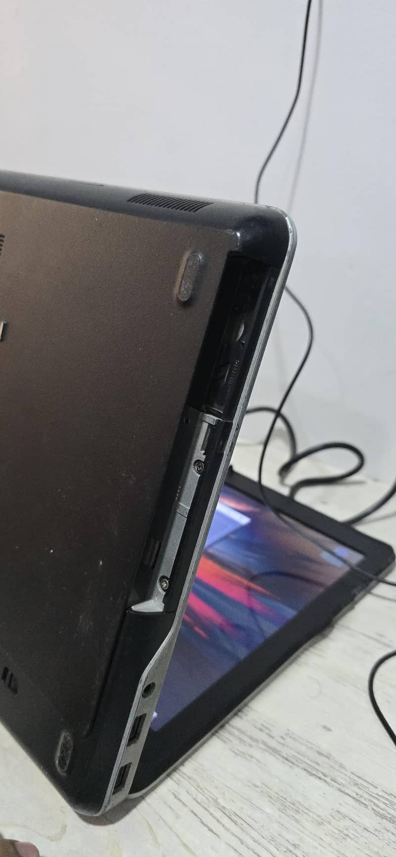 Dell Latitude E6540 8