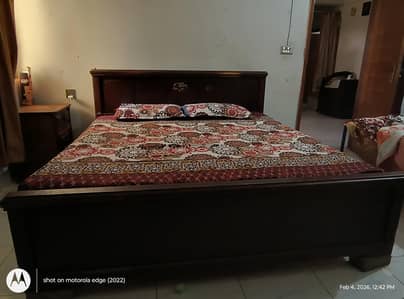 Wooden King size  bed with mattress