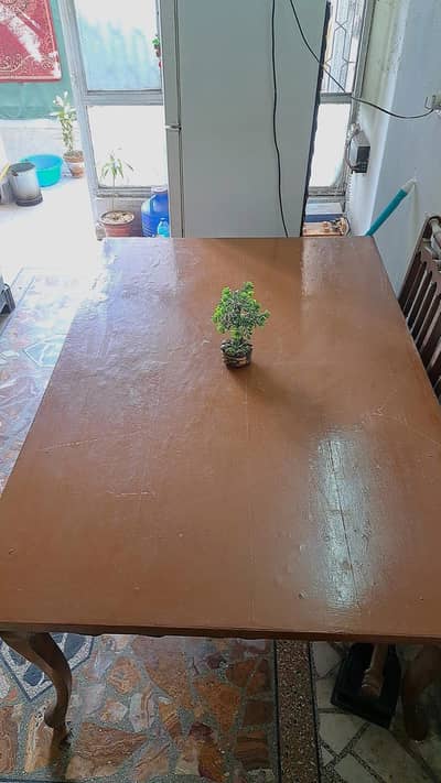 Dinning table with 6 chairs