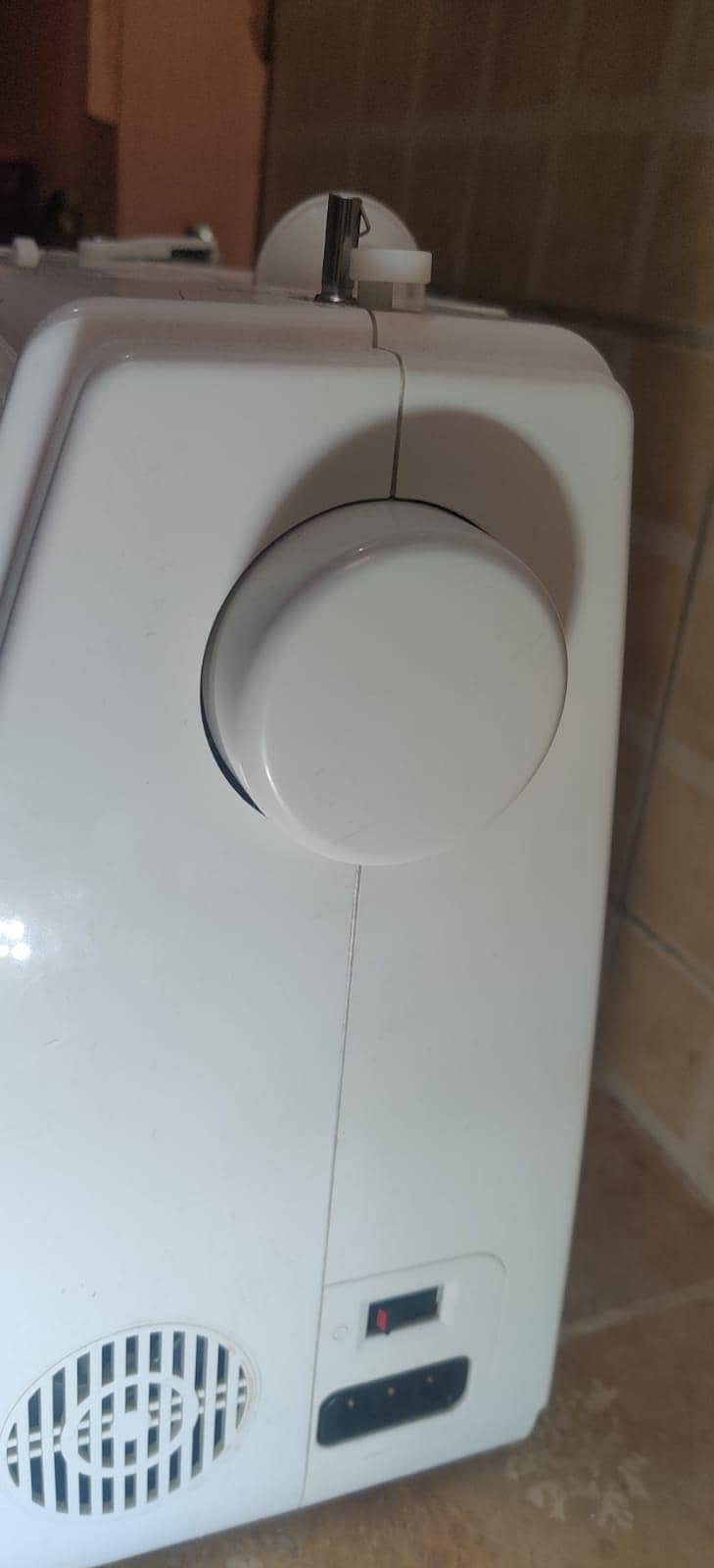 Singer Sewing Machine 4