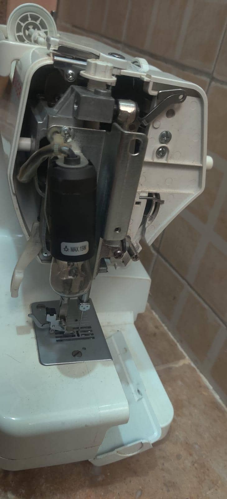 Singer Sewing Machine 10