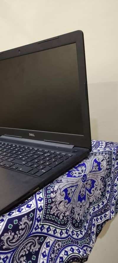 DELL Laptop contact 03456789344