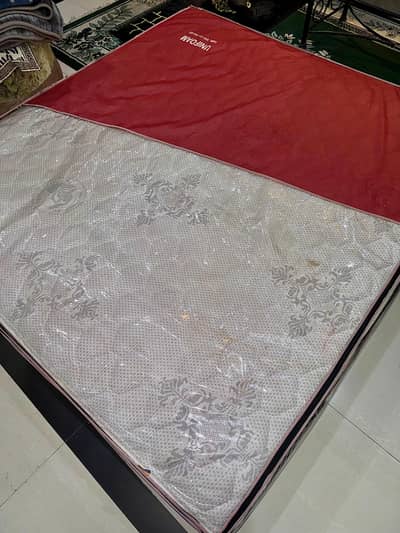UniFoam King Size Mattress for Sale – Original & Clean