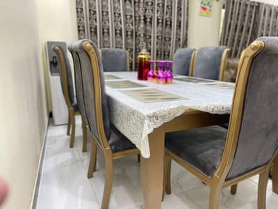 8 chairs with dining table