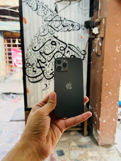 iphone 12 Pro 256GB PTA Approved Physical Esim 90 Health Waterpack