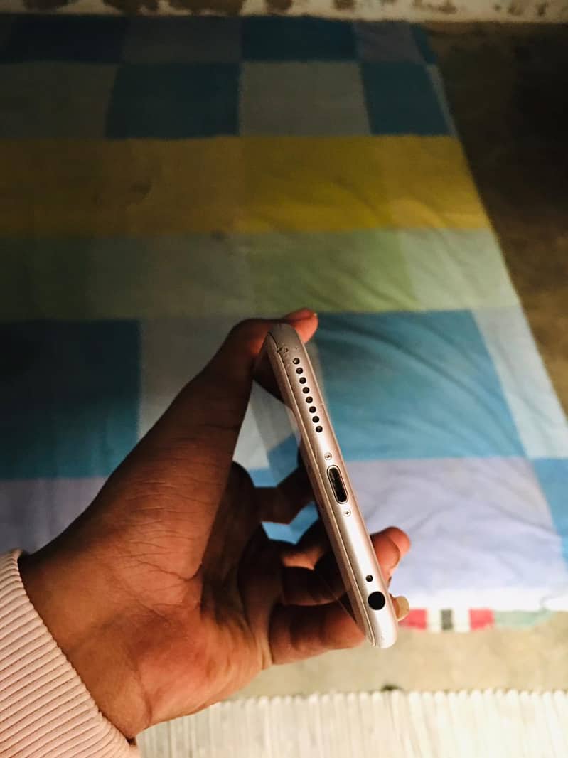 Apple iPhone 6S Plus 1