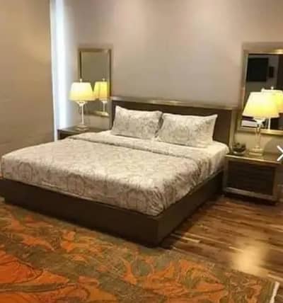 Studio phr day Sort Time available