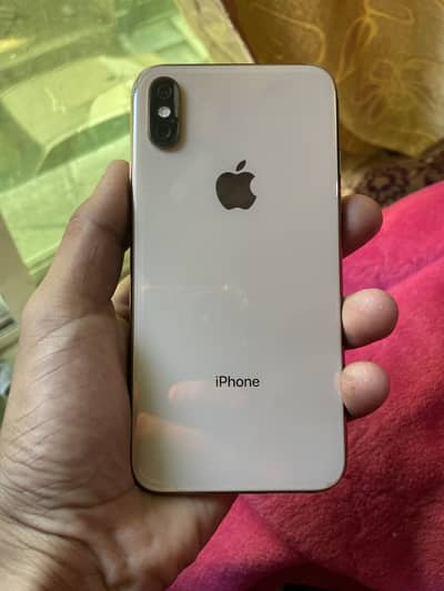 iPhone XS