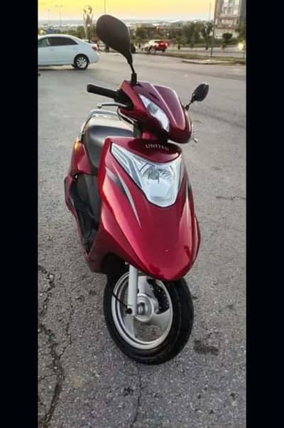 United scooty