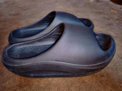 Comfortable Cloud Slides - Size 35-36