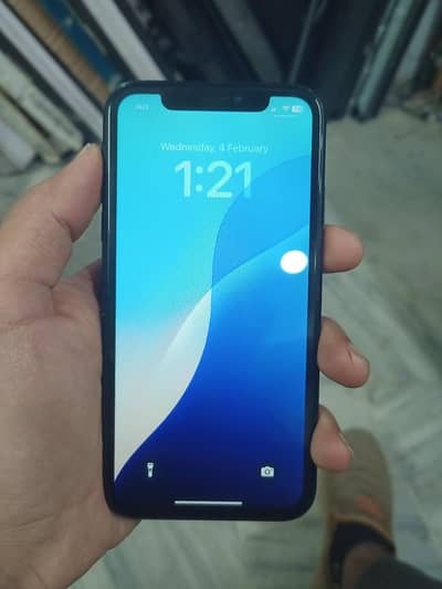 iPhone XR 128 GB PTA