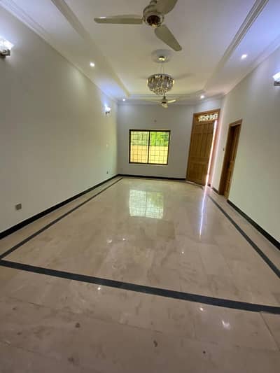 14 Marla House Available For Rent In I-8/4 Located On Main Double Road