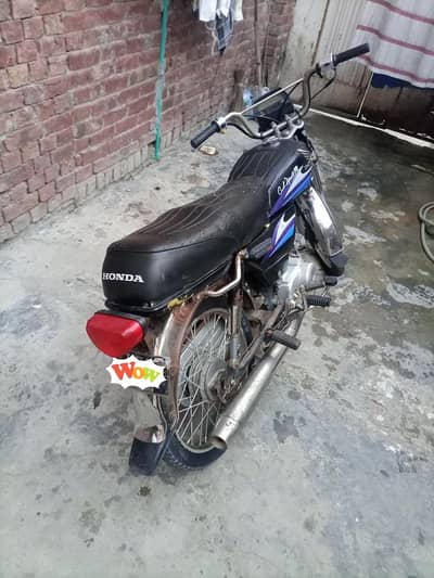 Honda CD70 2006