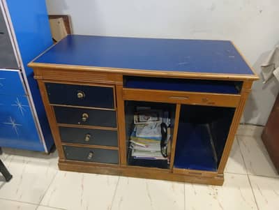 Computer table (Negotiable)