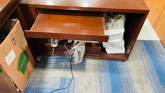 Premium Wooden Office Table with Side Rack – Glass Top