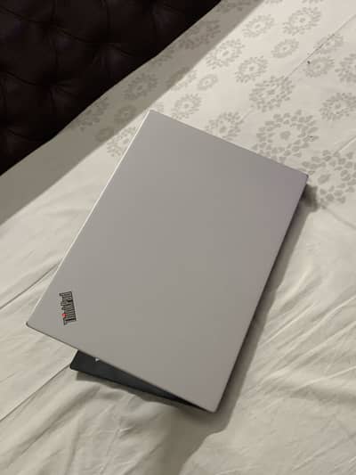 Lenovo Thinkpad X13 Ryzen 5 Pro 4650u