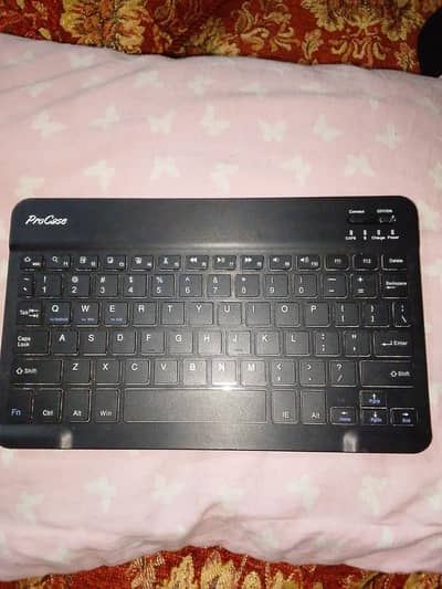 rechargeable keyboard Pro case