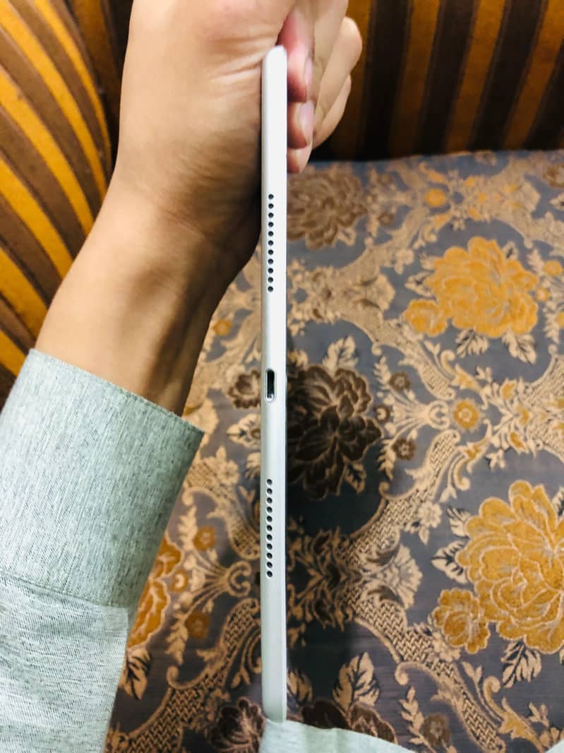 iPad air 3rd generation 9