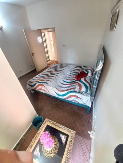 E typ Ground floor flat for rent full furnish