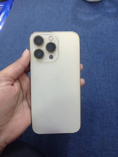 iPhone 13 Pro – 256GB – Gold – 10/10 Condition